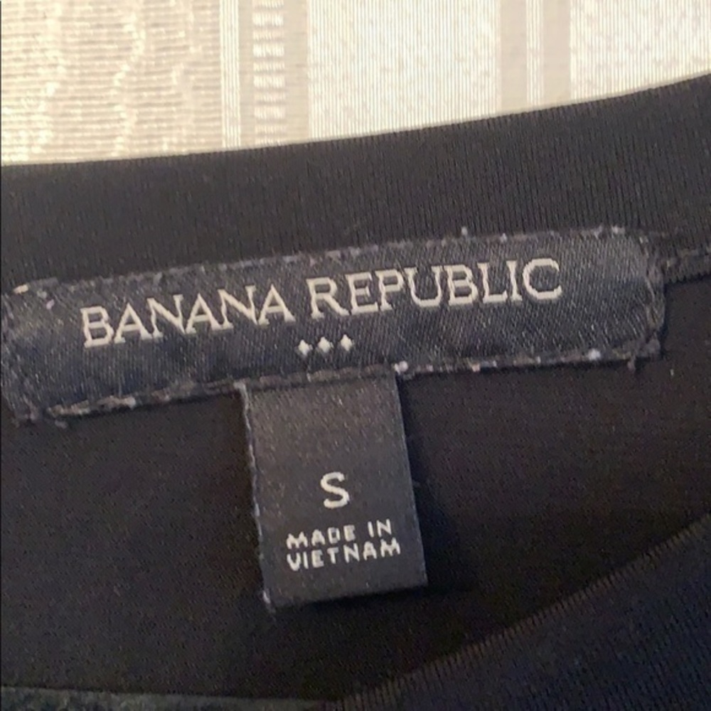 Banana‎ republic factory black top size S - Picture 4 of 8